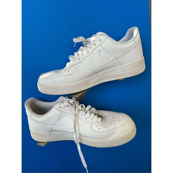 Nike Air Force 1 '07 Triple White Sneaker Shoes Men's Size US 11.5 - Picture 4 of 8